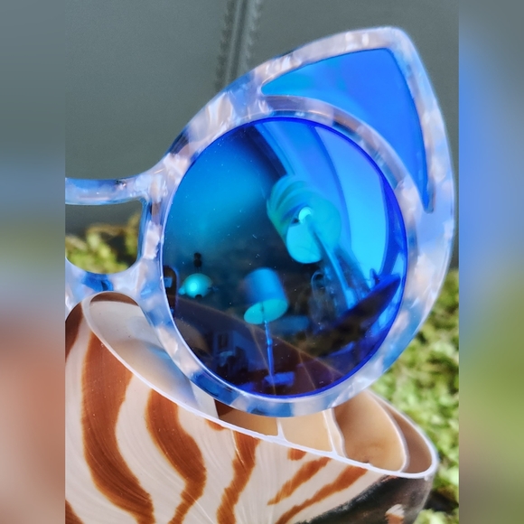 LINDA FARROW GALLERY KHALEDA RAJAB+FAHAD Cat Eye Blue Marble SUNGLASSES RARE NEW - Picture 6 of 16